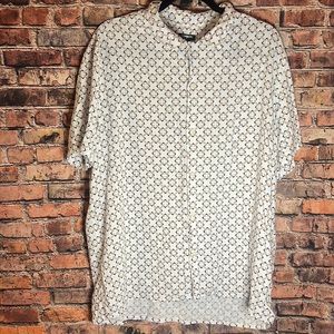 Men’s Express XL dress shirt. White with black and tan geometric design.